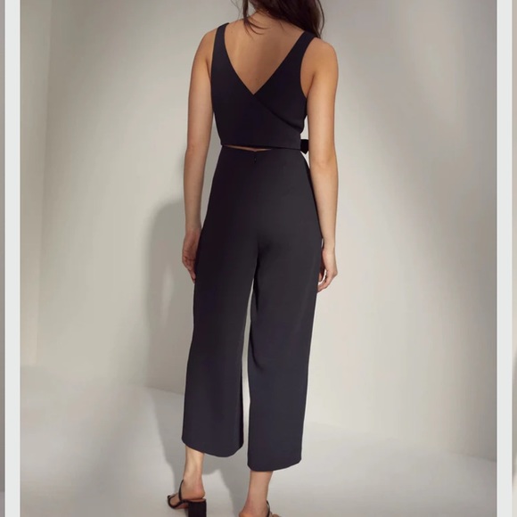 Écoulement V Jumpsuit - size 2 in a beautiful bluish grey colour - Picture 4 of 6